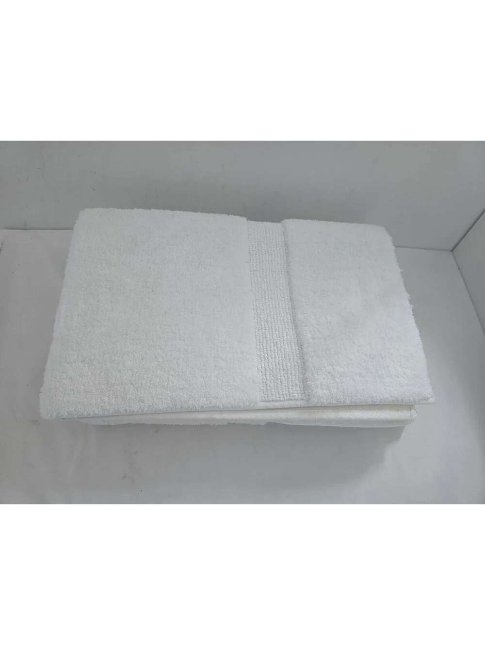 2 Mohawk Home End Border Bath Rug 24 x 40 Ivory Cream Polyester New Without Tags